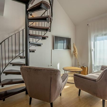 Apartament Apartman Rojo Omiš Zewnętrze zdjęcie