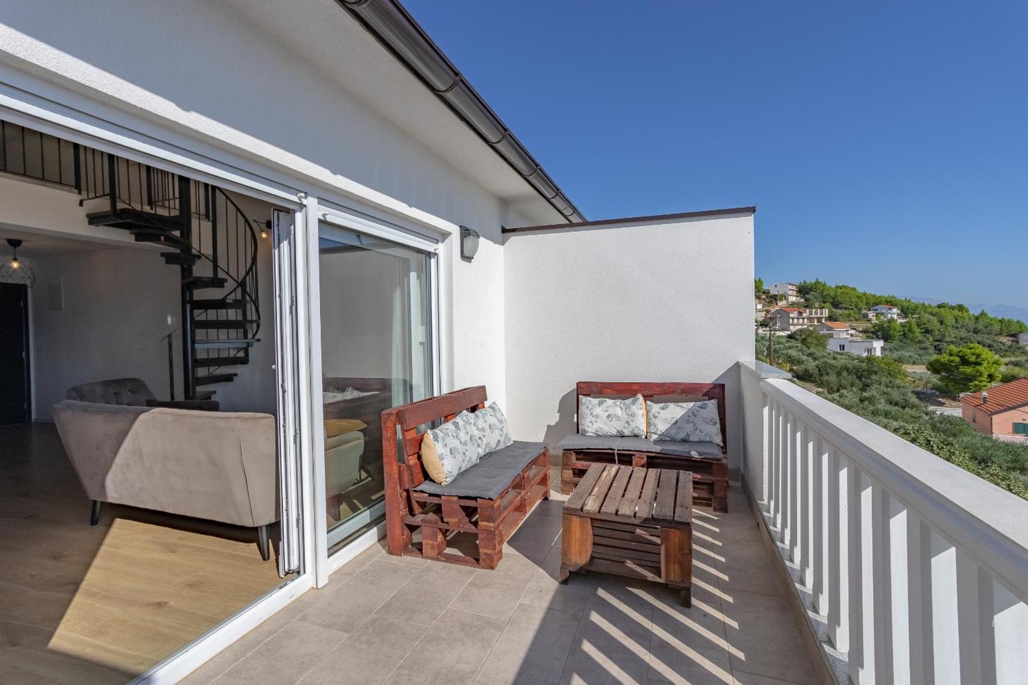 Apartament Apartman Rojo Omiš Zewnętrze zdjęcie