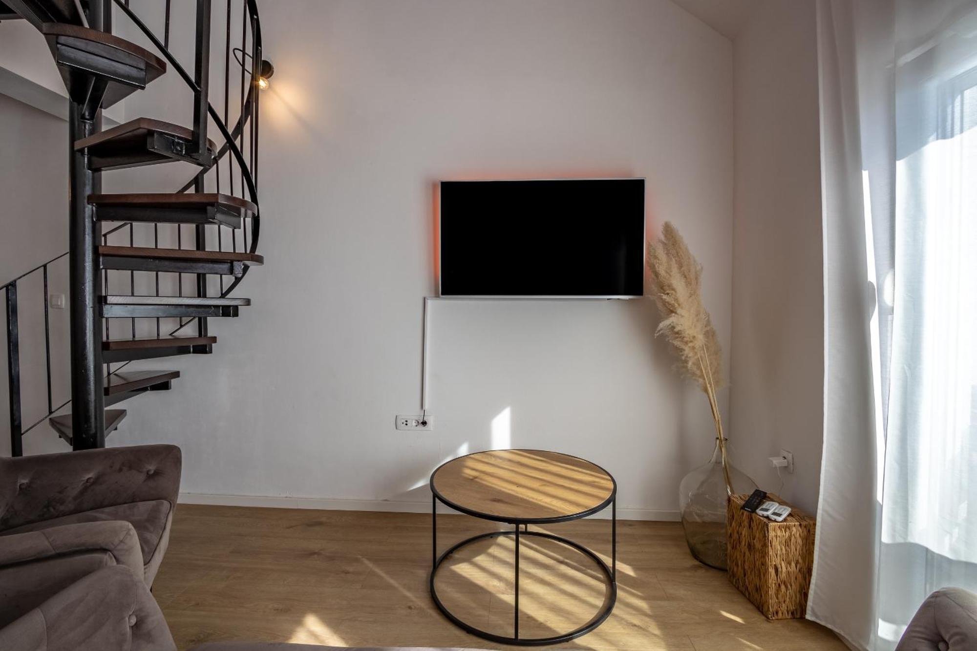 Apartament Apartman Rojo Omiš Zewnętrze zdjęcie